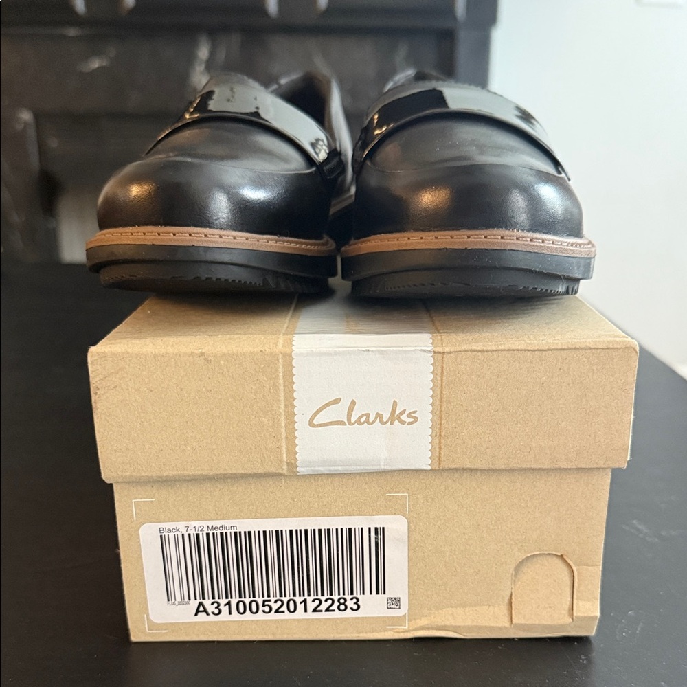 Clarks Black Leather Loafers for Women